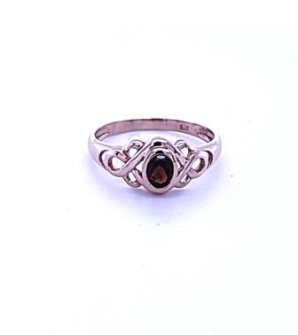 9RG GARNET DRESS RING