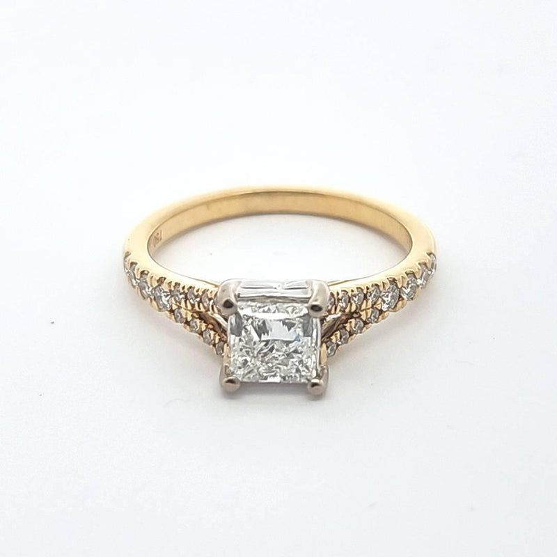 18CT Y/WG PRINCESS CUT DIAMOND ENGAGEMENT RING